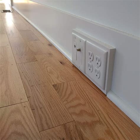 electrical outlet baseboard